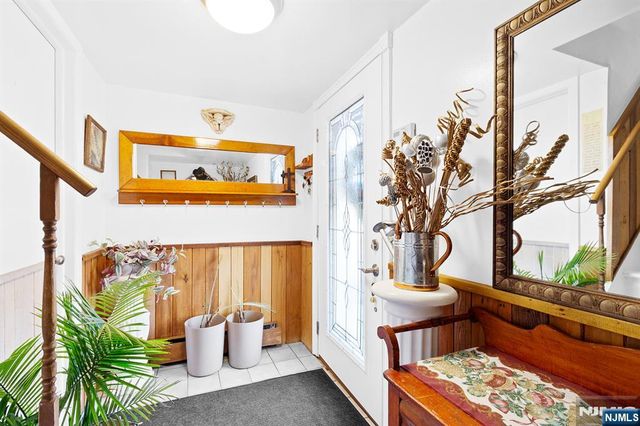 2 Roger Avenue, Wanaque, NJ 07420