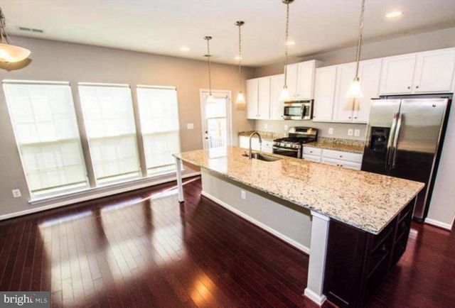 207 ALMOND DR, Stafford, VA 22554