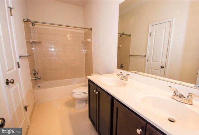 207 ALMOND DR, Stafford, VA 22554