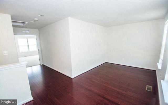 207 ALMOND DR, Stafford, VA 22554