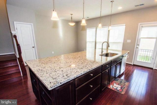 207 ALMOND DR, Stafford, VA 22554