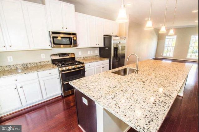 207 ALMOND DR, Stafford, VA 22554