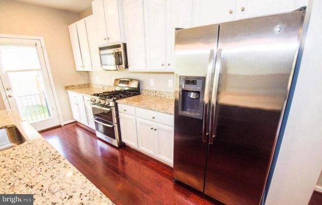 207 ALMOND DR, Stafford, VA 22554