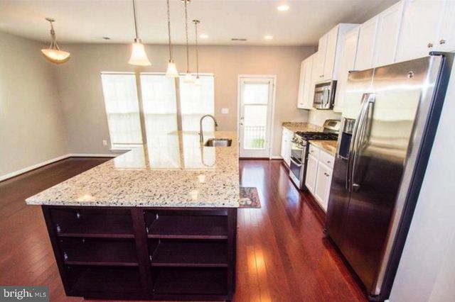 207 ALMOND DR, Stafford, VA 22554