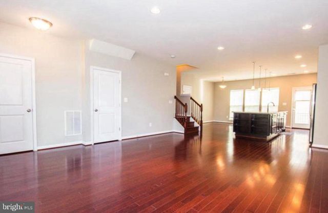 207 ALMOND DR, Stafford, VA 22554