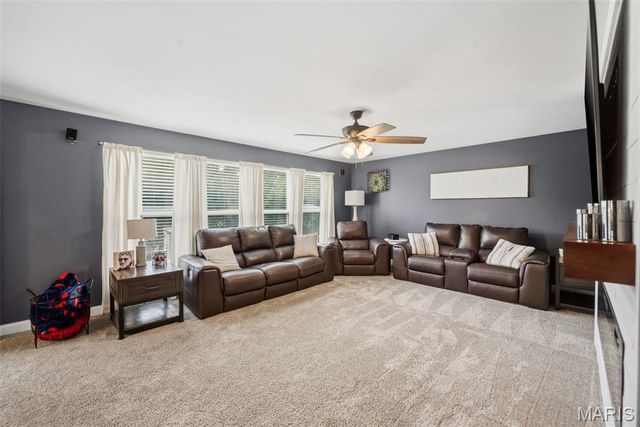 191 Abington Drive, St Peters, MO 63376