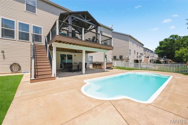191 Abington Drive, St Peters, MO 63376