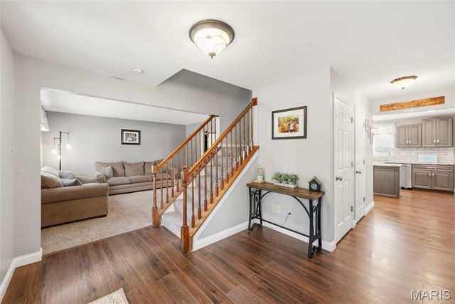 191 Abington Drive, St Peters, MO 63376