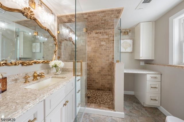 739 Kingston Ave, Kenilworth Boro, NJ 07033