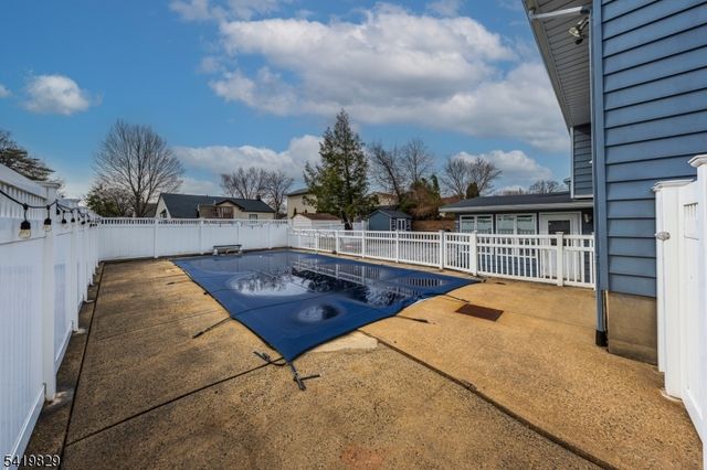 739 Kingston Ave, Kenilworth Boro, NJ 07033