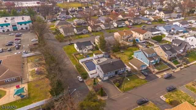 739 Kingston Ave, Kenilworth Boro, NJ 07033