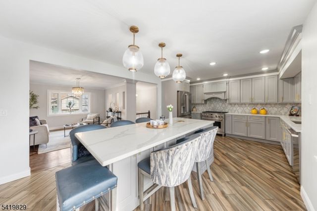 739 Kingston Ave, Kenilworth Boro, NJ 07033