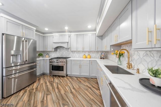 739 Kingston Ave, Kenilworth Boro, NJ 07033