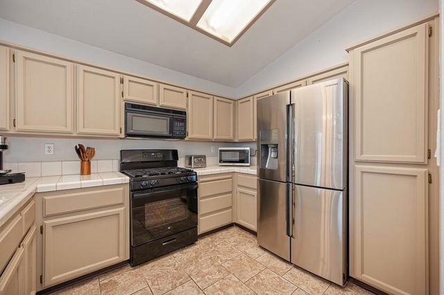 3446 Alder Canyon Way, Antelope, CA 95843