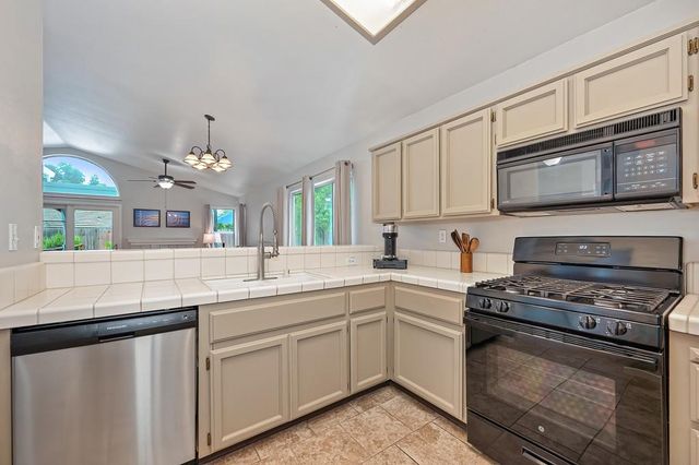 3446 Alder Canyon Way, Antelope, CA 95843