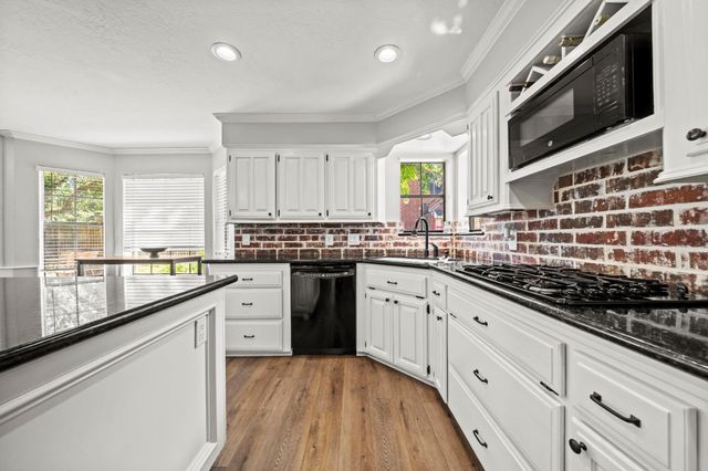 31406 Stella Lane, Tomball, TX 77375