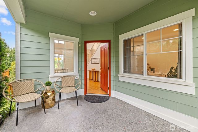 1301 225th Place SE, Sammamish, WA 98075