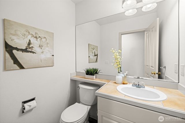 1301 225th Place SE, Sammamish, WA 98075