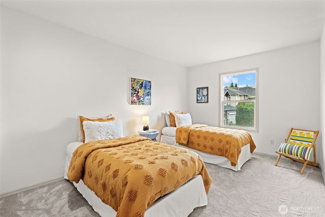 1301 225th Place SE, Sammamish, WA 98075
