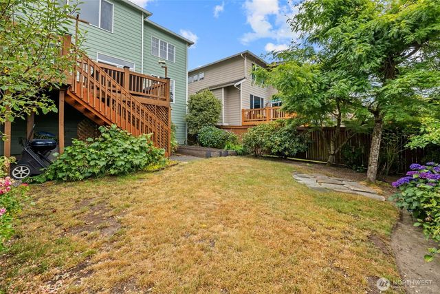 1301 225th Place SE, Sammamish, WA 98075