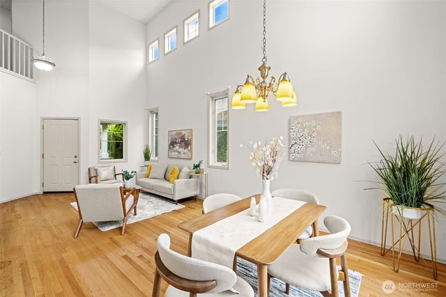 1301 225th Place SE, Sammamish, WA 98075