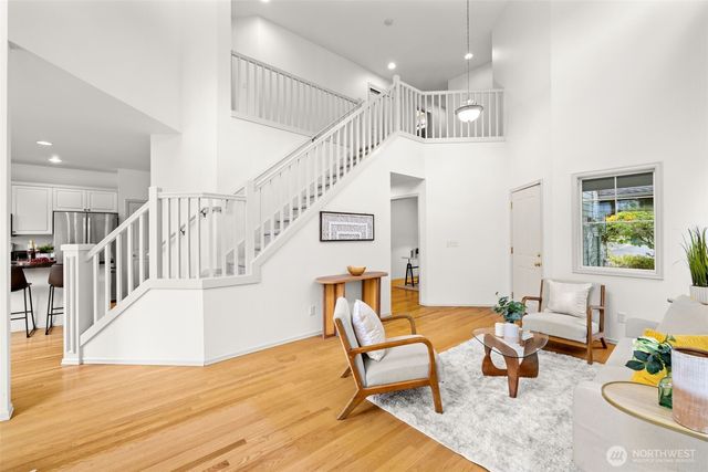 1301 225th Place SE, Sammamish, WA 98075