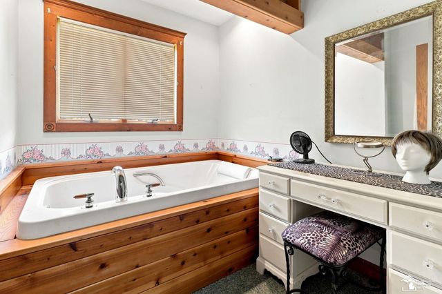 2242 Carleton West Road, Carleton, MI 48117