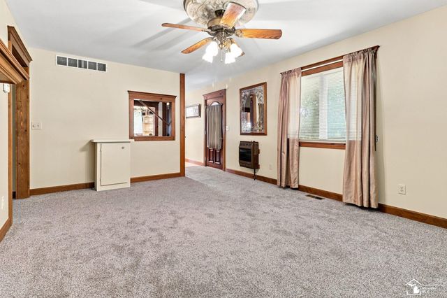 2242 Carleton West Road, Carleton, MI 48117