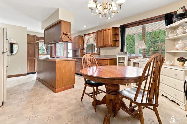 2242 Carleton West Road, Carleton, MI 48117