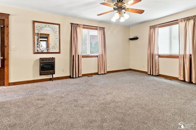 2242 Carleton West Road, Carleton, MI 48117