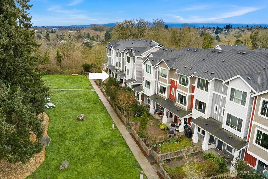 6592 High Point Drive SW, Seattle, WA 98126