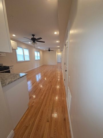 49 Woodcliff St 3, Boston, MA 02125