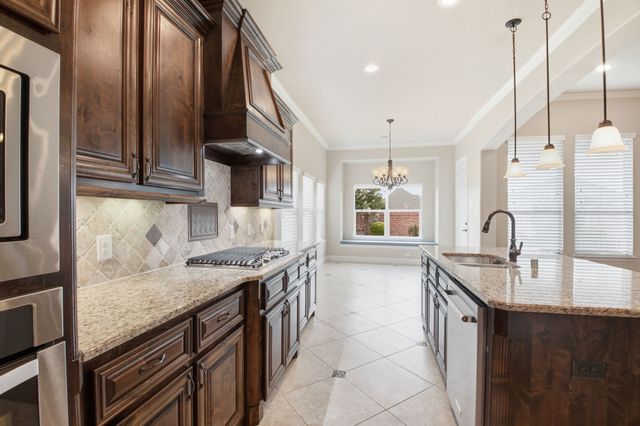 2814 Spring Creek Trail, Celina, TX 75078