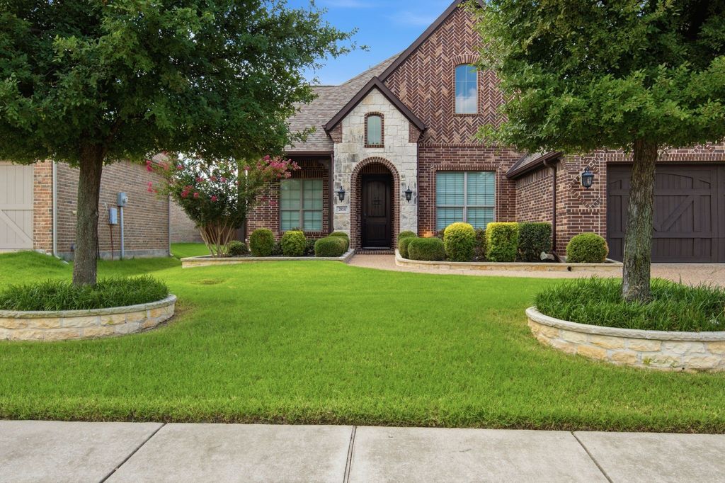 2814 Spring Creek Trail, Celina, TX 75078