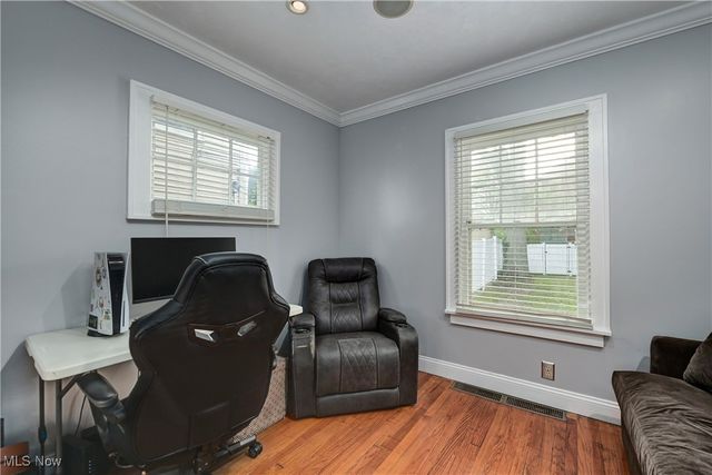 1948 Staunton Road, Cleveland Heights, OH 44118