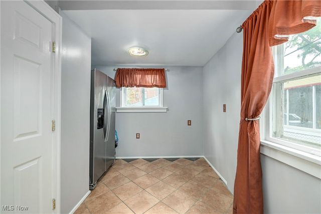 1948 Staunton Road, Cleveland Heights, OH 44118