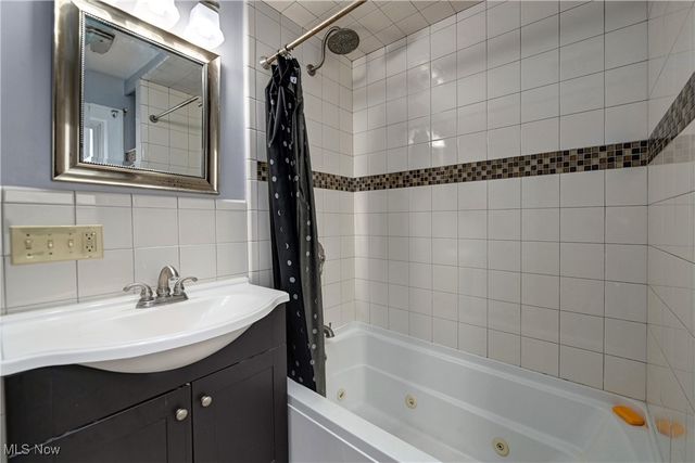 1948 Staunton Road, Cleveland Heights, OH 44118