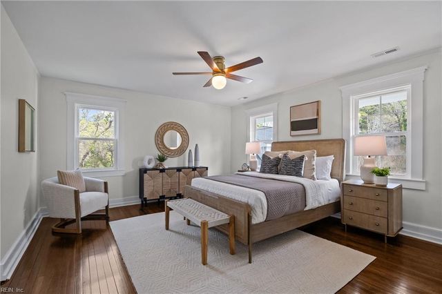 988 Michaelwood DR, Virginia Beach, VA 23452