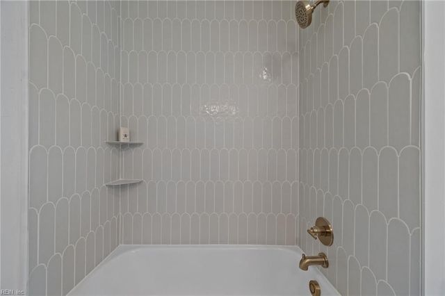 988 Michaelwood DR, Virginia Beach, VA 23452