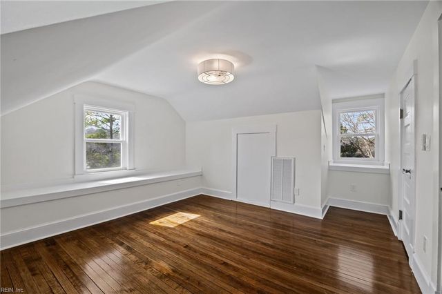 988 Michaelwood DR, Virginia Beach, VA 23452