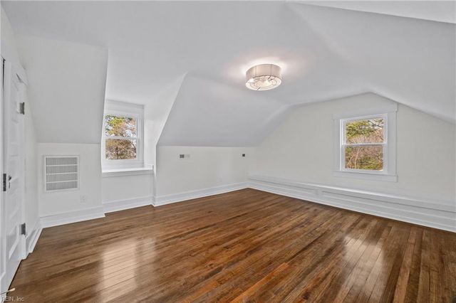 988 Michaelwood DR, Virginia Beach, VA 23452