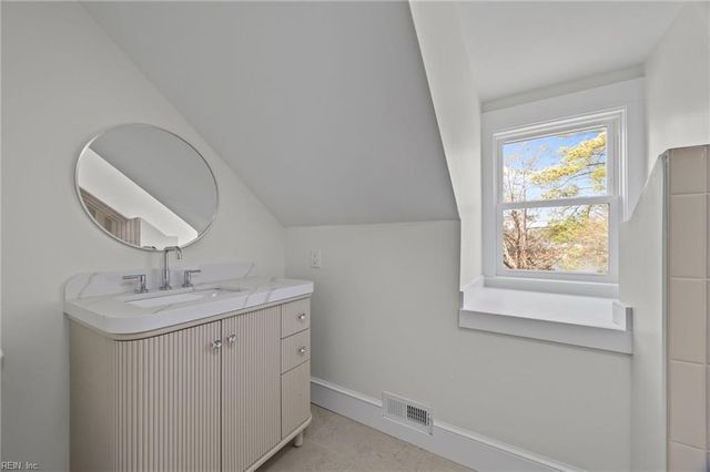 988 Michaelwood DR, Virginia Beach, VA 23452