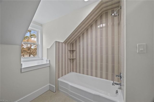 988 Michaelwood DR, Virginia Beach, VA 23452