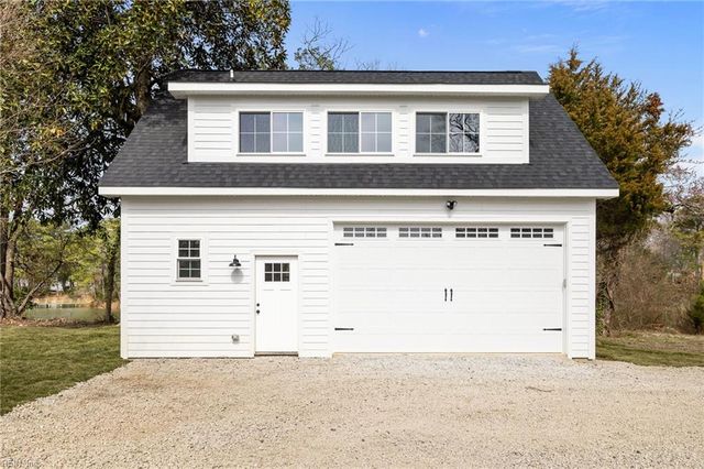 988 Michaelwood DR, Virginia Beach, VA 23452