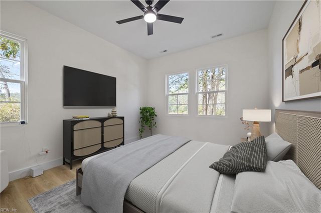 988 Michaelwood DR, Virginia Beach, VA 23452