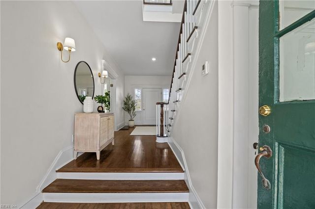 988 Michaelwood DR, Virginia Beach, VA 23452