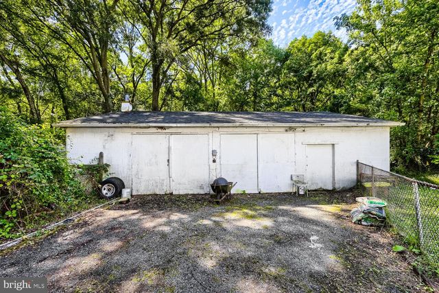 300 BOURQUE RD, Middle River, MD 21220