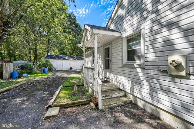 300 BOURQUE RD, Middle River, MD 21220