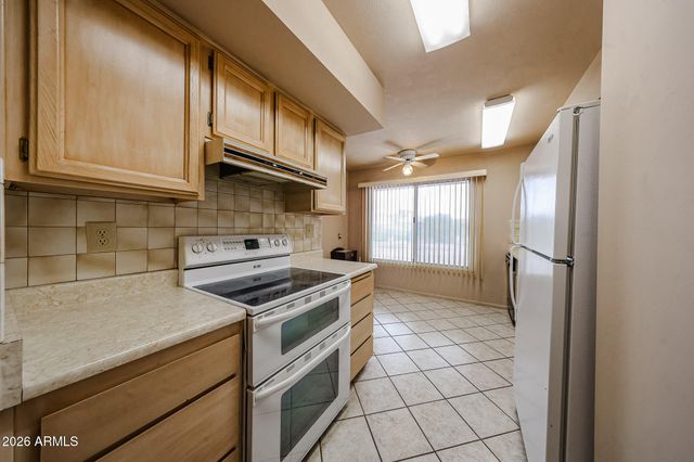 13319 W HARDWOOD Drive W, Sun City West, AZ 85375