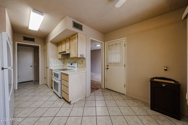 13319 W HARDWOOD Drive W, Sun City West, AZ 85375